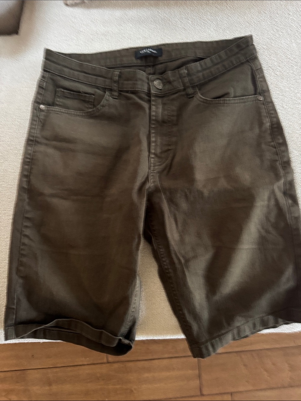 LCW casual- Men's Olive Flat-Front Shorts - distressed Casual Style size 34
